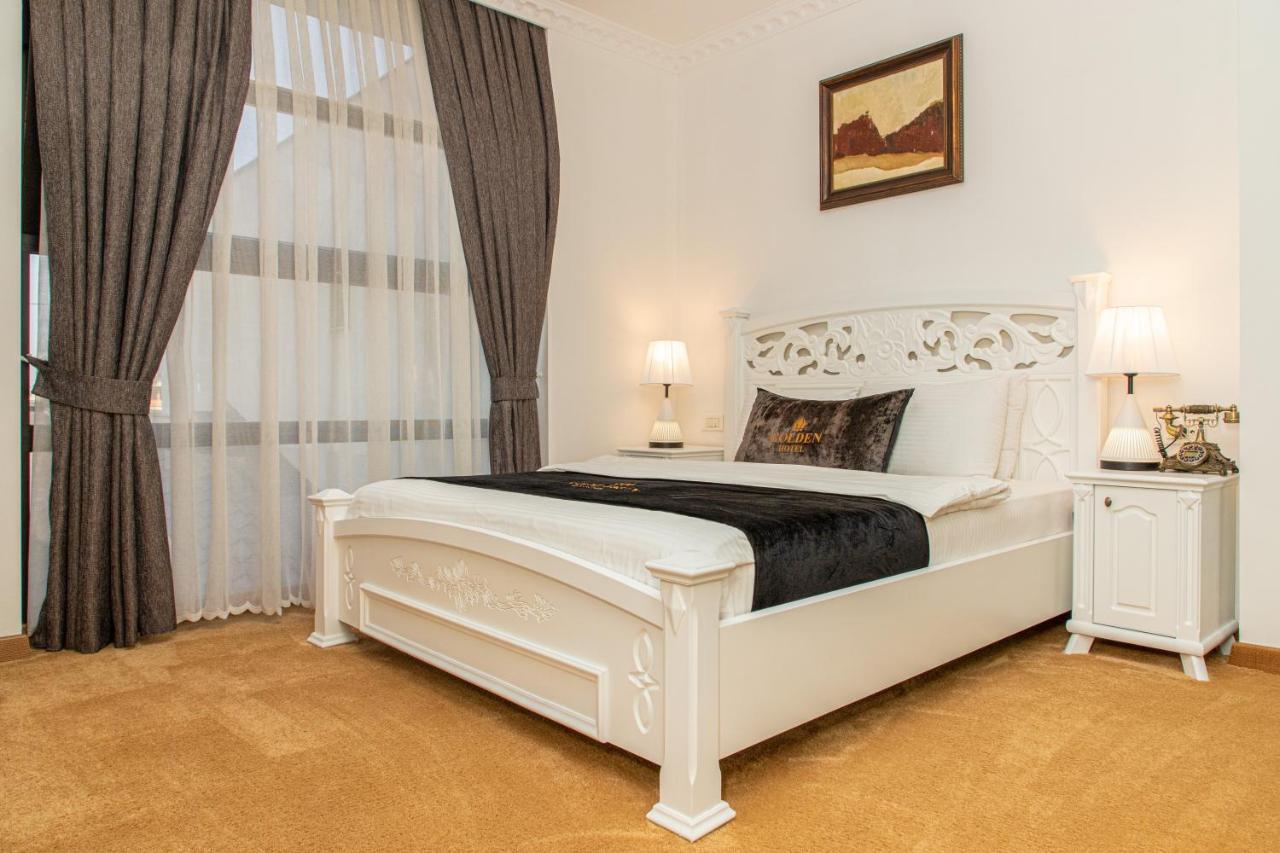 Golden Hotel Pristina Extérieur photo