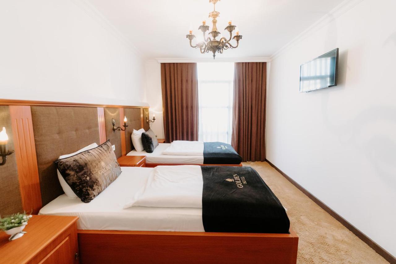 Golden Hotel Pristina Extérieur photo