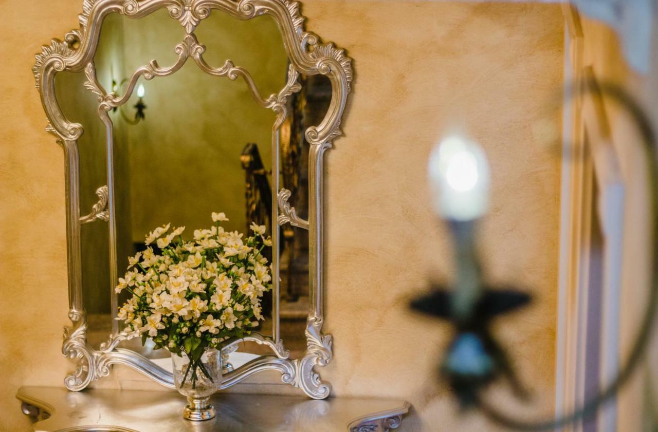 Golden Hotel Pristina Extérieur photo